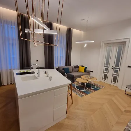 Unique And Luxury Apartment Sarajevo With Balcony Buitenkant foto